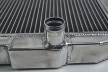 Load image into Gallery viewer, GPI 40MM ALUMINUM RADIATOR FOR Mitsubishi PAJERO/Shogun L04_G, L14_G MK II 2.3 TD