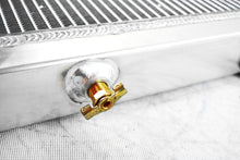 Load image into Gallery viewer, GPI Aluminum Radiator For 98-04 Nissan Frontier/Navara/Np300 D22 2.5L Diesel Td25/Yd25 Pickup 1998 1999 2000 2001 2002 2003 2004