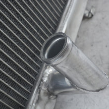 Load image into Gallery viewer, Aluminum Radiator for 1994-2000 Mitsubishi Montero Base/LS/SR V6 3.5L AT 1995 1996 1997 1998 1999
