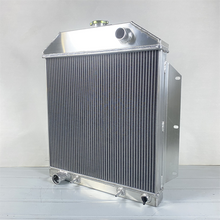 Load image into Gallery viewer, GPI 3ROW Aluminum Radiator for 1949-1953 Ford Country Sedan 3.5L 4.2L Ford Engine V8 1950 1951 1952