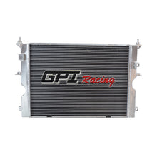 Load image into Gallery viewer, GPI 40MM CORE Aluminum radiator FOR 1999-2004 Land Rover Discovery II 2.5 Td5 4x4 2000 2001 2002 2003