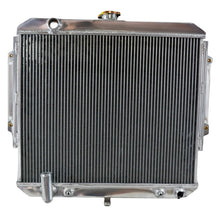 Load image into Gallery viewer, Aluminum Radiator for 1994-2000 Mitsubishi Montero Base/LS/SR V6 3.5L AT 1995 1996 1997 1998 1999