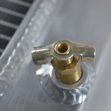 Load image into Gallery viewer, GPI Aluminum Radiator For 1970 1971 JEEP CJ5 CJ6 / 1966-1971 JEEPSTER V6 Engine MT