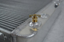 Load image into Gallery viewer, GPI Aluminum Radiator For 1937 1938 Chevrolet Truck V8 Conversion 3.5L