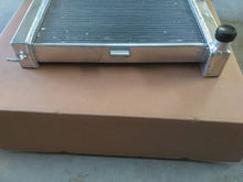 Load image into Gallery viewer, GPI 3 core aluminum radiator for 1963-1972 CORVETTE C2 C3 5.3 5.4 5.7 6.5 7.0 7.4 V8 1963 1964 1965 1966 1967 1968 1969 1970 1971 1972 MT