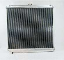 Load image into Gallery viewer, 3ROW Aluminum Radiator For 2005-2019 Nissan Frontier Pathfinder 4.0L 5.6L V6 V8 2006 2007 2008 2009 2010 2011 12 13 14 15 16 17 18