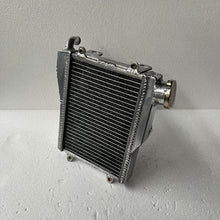 Load image into Gallery viewer, Aluminum Radiator For 1973-1975 Kawasaki Brute Force 650 Prairie 700 KXF700 KVF650 KXF 700 KVF 650 1973 1974 1975