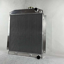 Load image into Gallery viewer, GPI Aluminum RADIATOR FIT 1947 - 1954 Chevrolet C/K Series LS Swap 1948 1949 1950 1951 1952 1953
