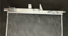 Load image into Gallery viewer, GPI Aluminum Radiator for 1998-2003 2000 Mercedes-Benz ML320 1999-2001 ML430 2002-2005 ML500 2004