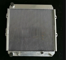 Load image into Gallery viewer, GPI Aluminum Radiator For 1990-1993 Toyota Land Cruiser LJ70/71/73/77/78 2LTE 2.4TD AT 1990 1991 1992 1993