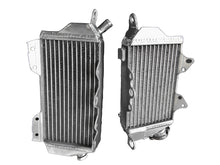 Load image into Gallery viewer, GPI L&R Aluminum Radiator For 1993-1996 Kawasaki KLX650 KLX 650 1993 1994 1995 1996