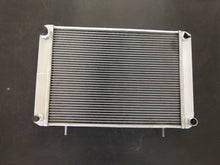Load image into Gallery viewer, GPI Aluminum Radiator FOR 1975-1979 Triumph TR7 TR 7 2.0L 1998CC Manual 62MM 1975 1976 1977 1978 1979
