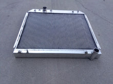 Load image into Gallery viewer, GPI Aluminium Radiator Fit 1999-2005 Jeep Grand Cherokee 3.1TD WJ/WG 1999 2000 2001 2002 2003 2004 2005