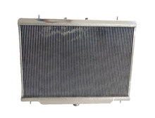 Load image into Gallery viewer, GPI 42MM ALUMINUM RADIATOR FOR 2008-2015 Nissan Rogue 2.5L L4 4CYL AT 2008 2009 2010 2011 2012 2013 2014 2015