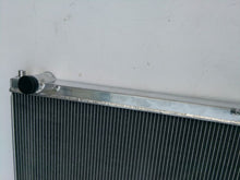 Load image into Gallery viewer, GPI Aluminum Radiator FOR 1999-2005 Ford F250 F350 F450 Super Duty Excursion V8 V10 1999 2000 2001 2002 2003 2004 2005