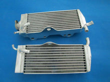 Load image into Gallery viewer, GPI Aluminum radiator + silicone hose FOR 1988-1989 Honda CR250R/CR 250 R 2-stroke 1988 1989