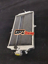 Load image into Gallery viewer, GPI Aluminum radiator FOR 1987-1994 HONDA RS125 GP RS125GP RS125R R NF4 RACE BIKE 1987 1988 1989 1990 1991 1992 1993 1994