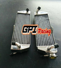 Load image into Gallery viewer, Aluminum Radiator FOR HUSQVARNA;TE570 2001-2004 2001 2002 2003 2004;TE410 1995-2001 1995 1996 1997 1998 1999 2000 2001.TE610 1992-2000 1992 1993 94
