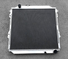 Load image into Gallery viewer, Aluminum radiator& fan For 1996-2002 Toyota Landcruiser Prado KZJ90 KZJ95 / KZJ 90 KZJ 95 3.0 diesel MT 1996 1997 1998 1999 2000 2001 2002