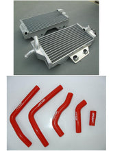 Load image into Gallery viewer, GPI Aluminum radiator + silicone hose kit for Honda CR125R CR 125 2005 2006 2007