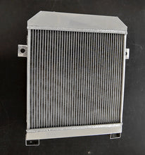 Load image into Gallery viewer, GPI Aluminum Radiator & fan For Jaguar Mark 2 Daimler 2.5L V8; V8-250 saloon XK 1962-1967 AT 1962 1963 1964 1965 1966 1967