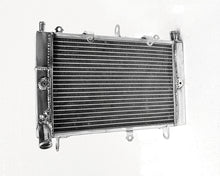 Load image into Gallery viewer, GPI 3 ROW Aluminum Radiator For 2001-2005 Yamaha FZS1000 RN06 FZ1 FZ1S FZ1T FZ 1 Fazer 2001 2002 2003 2004 2005