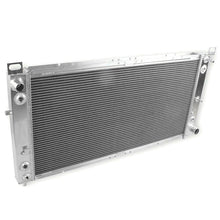 Load image into Gallery viewer, GPI Aluminum Radiator &fan For 2003-2009 Hummer H2 6.0 V8 /99-11 Silverado pickup 6.0 V8