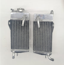 Load image into Gallery viewer, Left + Right Aluminum Radiator For Honda CR125 CR250R 2-stroke 1984 CR 125/250 R
