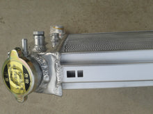 Load image into Gallery viewer, GPI 3 Row Radiator for Chevy Chevelle 68-73/El Camino 68-77/Chevy Caprice 71-90 AT 1968 1969 1970 1971 1972 1973 1974 1975 1976 1977 1978 1979 1980 1981 1982 1983 1984 1985 1986 1987 1988 1989 1990