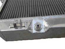 Load image into Gallery viewer, GPI 3 ROW Aluminum Radiator For 1981-1983 Nissan Datsun 280ZX 1981 1982 1983