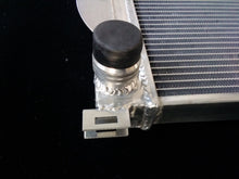 Load image into Gallery viewer, 3 Row Aluminum Radiator For Audi S4 B6/B7 2003-2008 2004 2005 & RS4 B7 4.2L 2006 2007 2008 MT