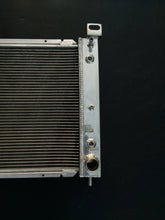Load image into Gallery viewer, GPI Aluminum Radiator & fans For 1999-2013 Chevy Silverado GMC Sierra Yukon 4.3/4.8/5.3L 2000 2001 2002 2003 2004 2005 2006 2007 2008 2009 2010 2011 2012