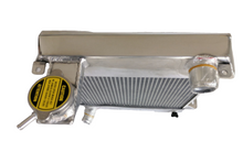 Load image into Gallery viewer, GPI 62MM Aluminum Radiator&Shroud&Fan For Morgan Plus Four / +4 2.1L 1964-1968 MT 1964 1965 1966 1967 1968