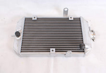 Load image into Gallery viewer, GPI ATV aluminum radiator+ HOSE FOR 2002-2005 Yamaha 660R Raptor 660 YFM660R YFM 660 R 2002 2003 2004 2005