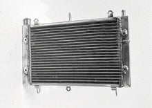 Load image into Gallery viewer, GPI 3 ROW Aluminum Radiator For 2001-2005 Yamaha FZS1000 RN06 FZ1 FZ1S FZ1T FZ 1 Fazer 2001 2002 2003 2004 2005