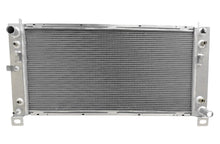 Load image into Gallery viewer, Aluminum Radiator+Shroud+Fan for Chevrolet Silverado 1500 2500 3500 4.8 5.3L 6.0L V8 AT