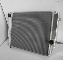 Load image into Gallery viewer, Aluminum Radiator + Shroud Fan For 1992-2000 BMW E36 323i 325i 328i M3 Z3 325TD 1992 1993 1994 1995 1996 1997 1998 1999 2000