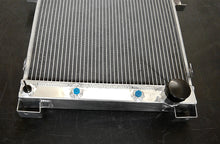 Load image into Gallery viewer, GPI Aluminum Radiator & fan For Jaguar Mark 2 Daimler 2.5L V8; V8-250 saloon XK 1962-1967 AT 1962 1963 1964 1965 1966 1967