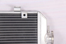Load image into Gallery viewer, GPI ATV aluminum radiator+ HOSE FOR 2002-2005 Yamaha 660R Raptor 660 YFM660R YFM 660 R 2002 2003 2004 2005