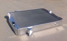 Load image into Gallery viewer, 56mm Aluminum radiator & fan FOR 1965-1967 TRIUMPH TR4A Manual 1965 1966 1967 1968