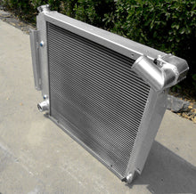 Load image into Gallery viewer, GPI 3 Row Aluminum Radiator & fan for 1970-1981 International Scout II & Pickup 5.0L 5.6L V8 1970 1971 1972 1973 1974 1975 1976 1977 1978 1979 1980 1981