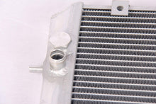 Load image into Gallery viewer, GPI ATV aluminum radiator+ HOSE FOR 2002-2005 Yamaha 660R Raptor 660 YFM660R YFM 660 R 2002 2003 2004 2005