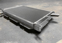 Load image into Gallery viewer, 3 Row Aluminum Radiator For 1985-1996 FORD F-150 F-250 F-350 BRONCO 5.0/5.8/7.5 1986 1987 1988 1989 1990 1991 1992L