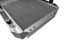 Load image into Gallery viewer, 2 Row Aluminum radiator For 1988-1992 Nissan Forklift A10-A25 H20 1988 1989 1990 1991 1992