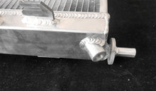 Load image into Gallery viewer, Aluminum Radiator For 2015-2021 Ford Mustang GT Shelby GT350 S550 5.0L V8 Coyote 2015 2016 2017 2018 2019 2019 2020 2021