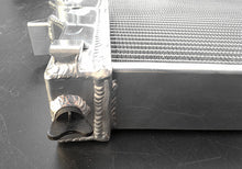 Load image into Gallery viewer, ALUMINUM Radiator+FANS FOR 2004-2009 Radiator For 2003-2011 Jaguar S-Type/XF/XJ8/XJR;Ford THUNDERBIRD;LINCOLN LS 2003 2004 2005 2006 2007 2008 2009 2010 2011