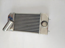 Load image into Gallery viewer, 2.5" Aluminium Intercooler For Land Rover Discovery Defender 200TDI 2.5 Turbo