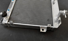 Load image into Gallery viewer, GPI Aluminum Radiator & fan For Jaguar Mark 2 Daimler 2.5L V8; V8-250 saloon XK 1962-1967 AT 1962 1963 1964 1965 1966 1967