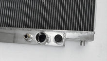 Load image into Gallery viewer, 2Row Aluminum Radiator For 2003-2007 Ford F250 F350 F450 6.0L Powerstroke Diesel 2003 2004 2005 2006 2007