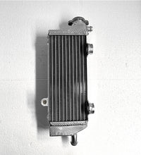 Load image into Gallery viewer, GPI Aluminum Radiator For 2011-2015 KTM 250SXF 350SXF 450SXF 250 SXF 350 SXF 450 SXF 2012 2013 2014